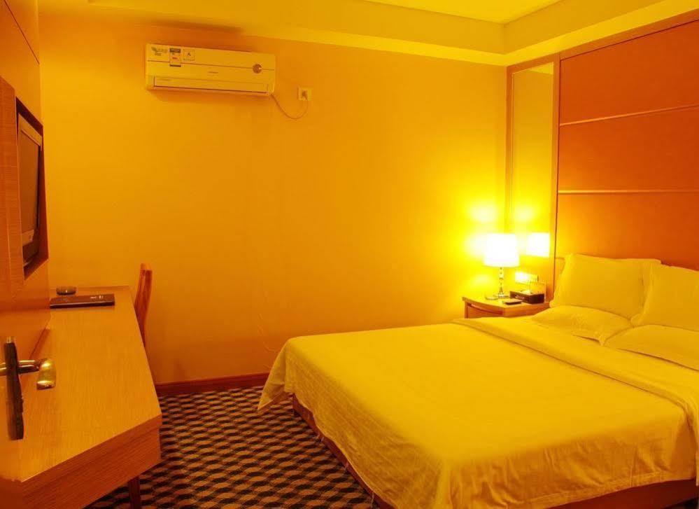 Dongguan Chang'An Hongbao Fashion Hotel Εξωτερικό φωτογραφία